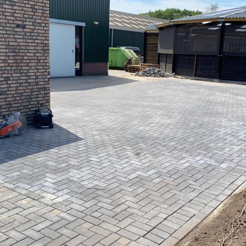 Bestrating Asten 01